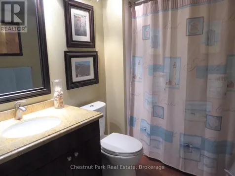906 Cedar Pointe Court Collingwood ON L9Y 5C7