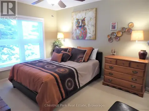 906 Cedar Pointe Court Collingwood ON L9Y 5C7