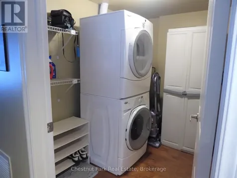 906 Cedar Pointe Court Collingwood ON L9Y 5C7