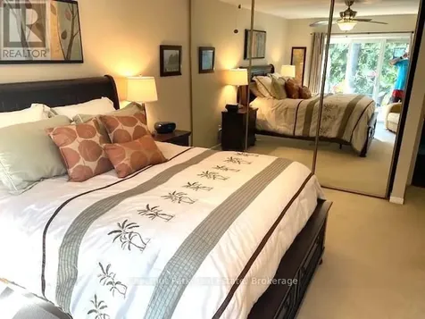906 Cedar Pointe Court Collingwood ON L9Y 5C7