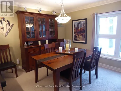 906 Cedar Pointe Court Collingwood ON L9Y 5C7
