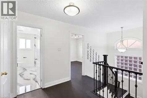 1017 Woodward Avenue Milton ON L9T 5Y2