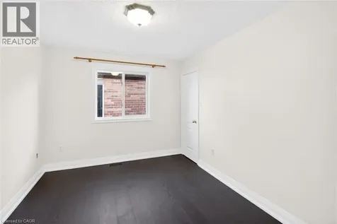 1017 Woodward Avenue Milton ON L9T 5Y2