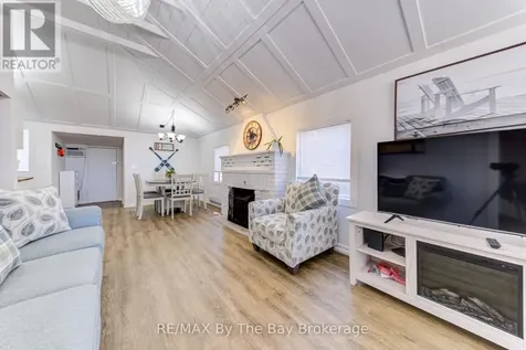 278 Coastline Drive Wasaga Beach ON L9Z 2M4