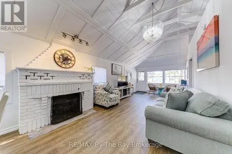 278 Coastline Drive Wasaga Beach ON L9Z 2M4