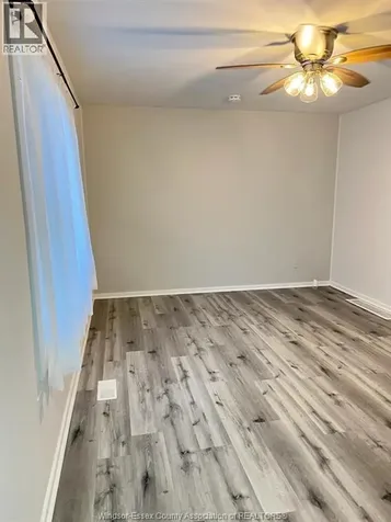 1058 California Windsor ON N9B 2Z7