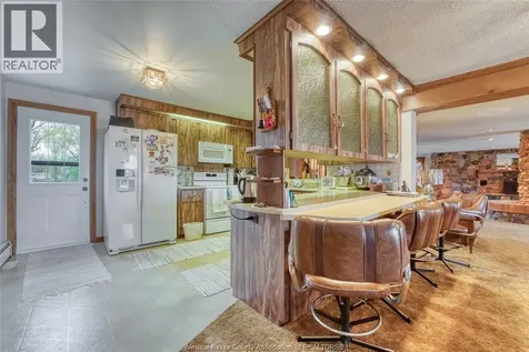 194 Riverside Road Lakeshore ON N0R 1A0