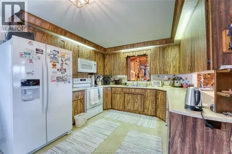 194 Riverside Road Lakeshore ON N0R 1A0