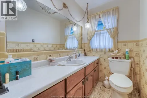 194 Riverside Road Lakeshore ON N0R 1A0