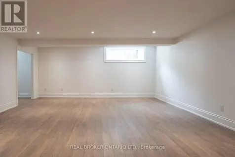 16 Glenshaw Crescent Toronto (o'connor-parkview) ON M4B 2C9