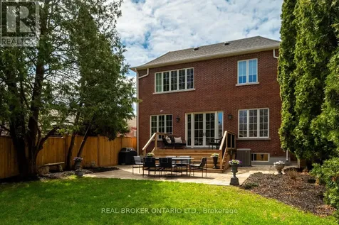 16 Glenshaw Crescent Toronto (o'connor-parkview) ON M4B 2C9
