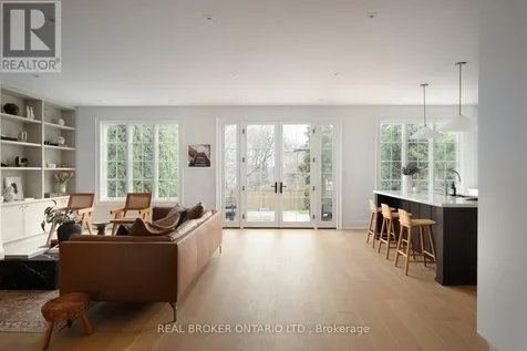 16 Glenshaw Crescent Toronto (o'connor-parkview) ON M4B 2C9