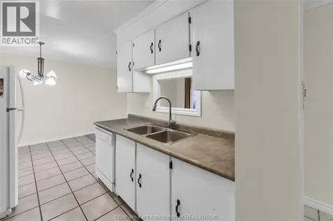 975 Grand Avenue West Chatham ON N7L 4Z6