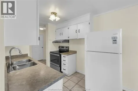 975 Grand Avenue West Chatham ON N7L 4Z6