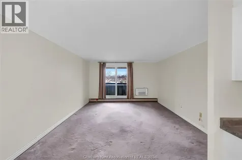 975 Grand Avenue West Chatham ON N7L 4Z6