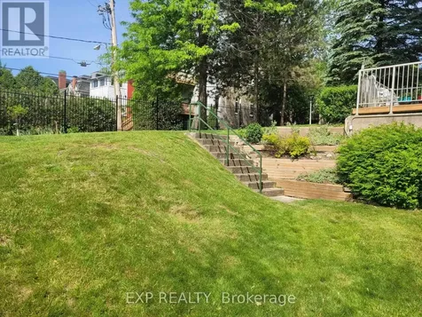 109 King Street East Brockville ON K6V 1B8