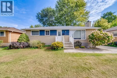 127 Coverdale Street Chatham ON N7L 2V1