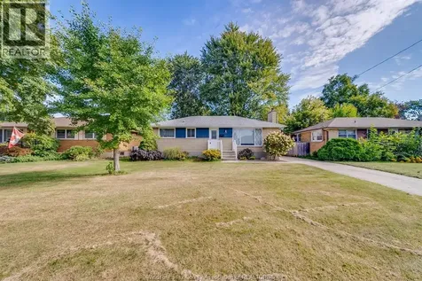 127 Coverdale Street Chatham ON N7L 2V1