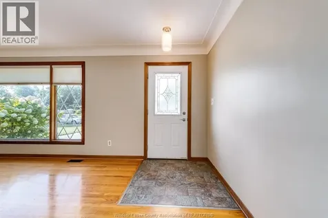 127 Coverdale Street Chatham ON N7L 2V1