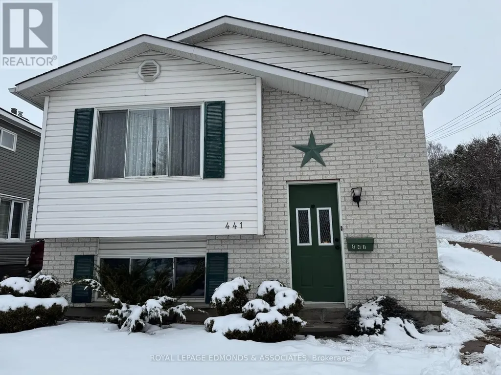 441 Mackay Street Pembroke ON K8A 1E3