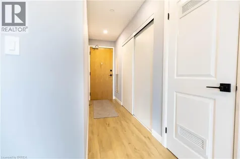 7 Erie Avenue Brantford ON N3S 2E7