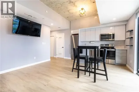 7 Erie Avenue Brantford ON N3S 2E7