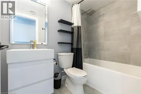 7 Erie Avenue Brantford ON N3S 2E7