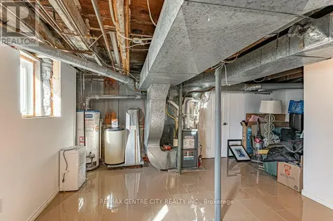 52 Princess Avenue St. Thomas ON N5R 2V7