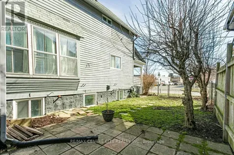52 Princess Avenue St. Thomas ON N5R 2V7