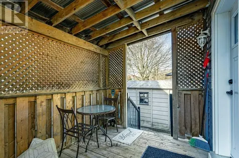 52 Princess Avenue St. Thomas ON N5R 2V7