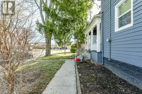 52 Princess Avenue St. Thomas ON N5R 2V7