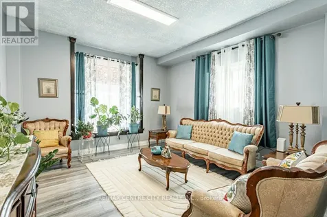 52 Princess Avenue St. Thomas ON N5R 2V7