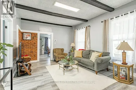 52 Princess Avenue St. Thomas ON N5R 2V7