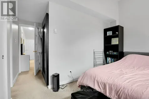 604 Tanguay Court Ottawa ON K2L 3X3