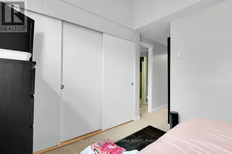 604 Tanguay Court Ottawa ON K2L 3X3