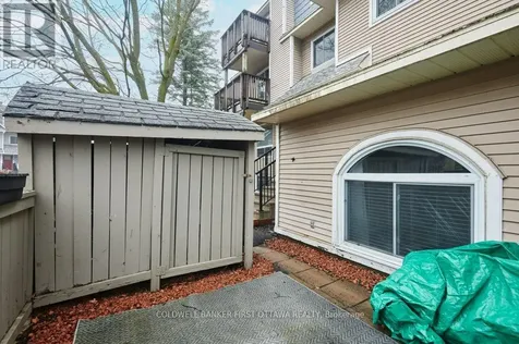 604 Tanguay Court Ottawa ON K2L 3X3