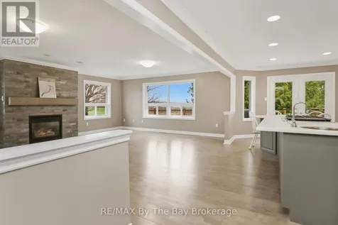 70 Fairway Crescent Wasaga Beach ON L9Z 1B8