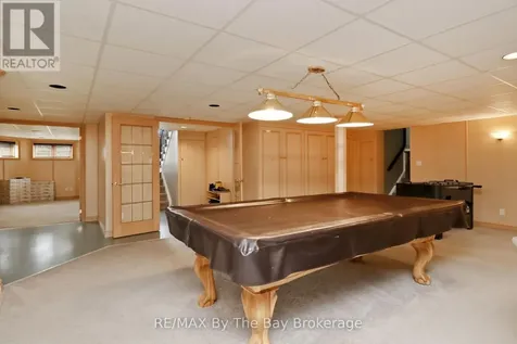 70 Fairway Crescent Wasaga Beach ON L9Z 1B8