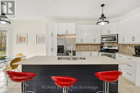 10 Basswood Drive Wasaga Beach ON L9Z 0A9