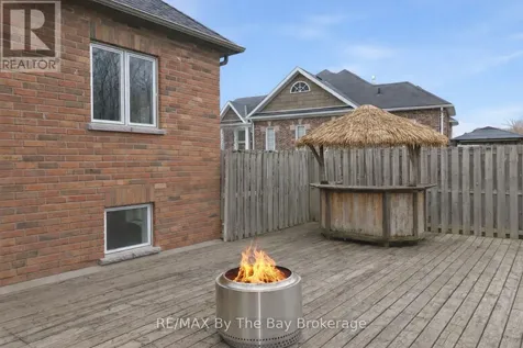 10 Basswood Drive Wasaga Beach ON L9Z 0A9