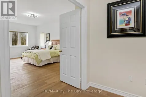 10 Basswood Drive Wasaga Beach ON L9Z 0A9