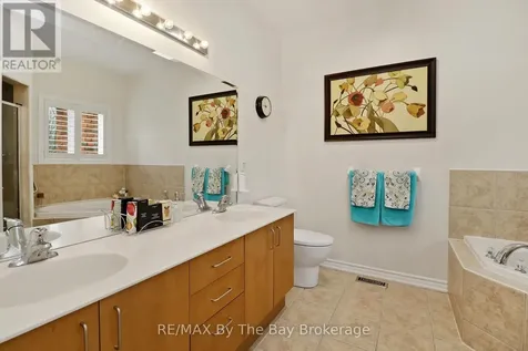 10 Basswood Drive Wasaga Beach ON L9Z 0A9