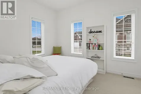 10 Basswood Drive Wasaga Beach ON L9Z 0A9