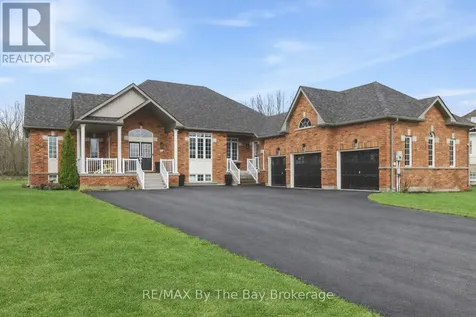 10 Basswood Drive Wasaga Beach ON L9Z 0A9