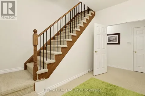 10 Basswood Drive Wasaga Beach ON L9Z 0A9