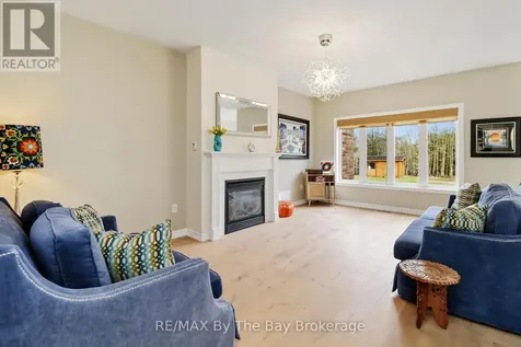 10 Basswood Drive Wasaga Beach ON L9Z 0A9
