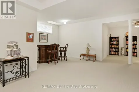 10 Basswood Drive Wasaga Beach ON L9Z 0A9