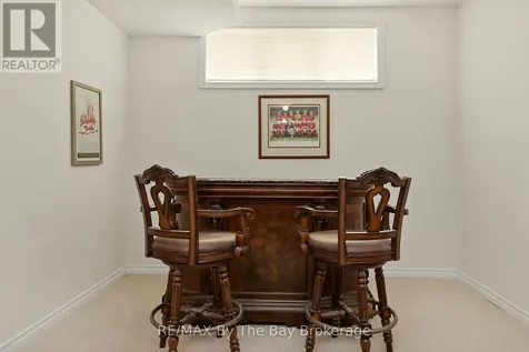 10 Basswood Drive Wasaga Beach ON L9Z 0A9