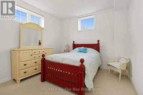 10 Basswood Drive Wasaga Beach ON L9Z 0A9