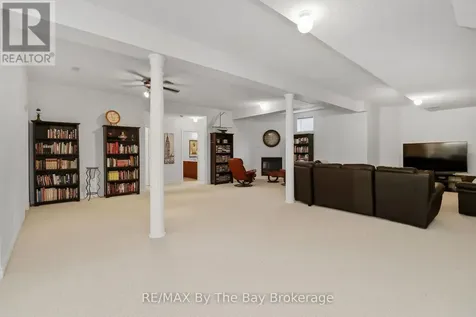 10 Basswood Drive Wasaga Beach ON L9Z 0A9